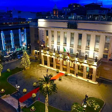 Downtown Luxury - Termini Train Station 3*