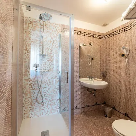 Downtown Luxury - Termini Train Station