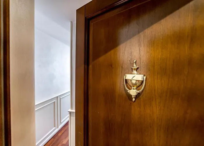 Downtown Luxury - Termini Train Station Rom