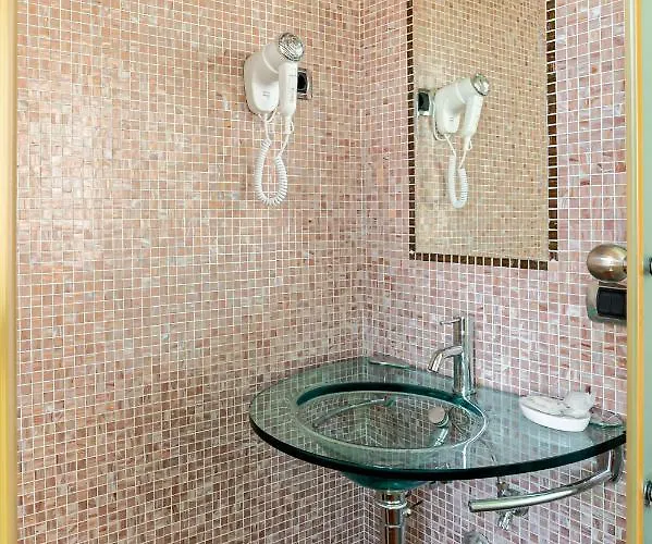 Downtown Luxury - Termini Train Station Bed & Breakfast Rom